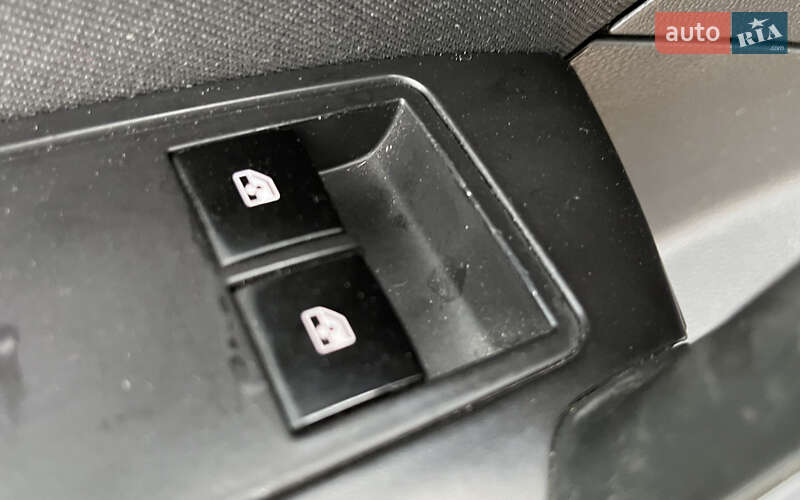 Универсал Opel Insignia 2013 в Стрые фото 18 Универсал Opel Insignia 2013 в Стрые