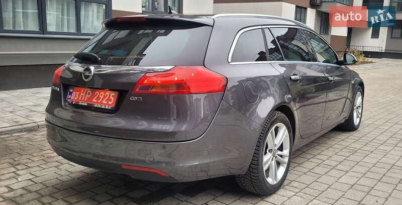 Универсал Opel Insignia 2011 в Львове