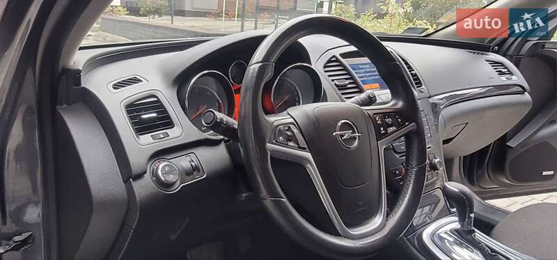 Универсал Opel Insignia 2011 в Львове