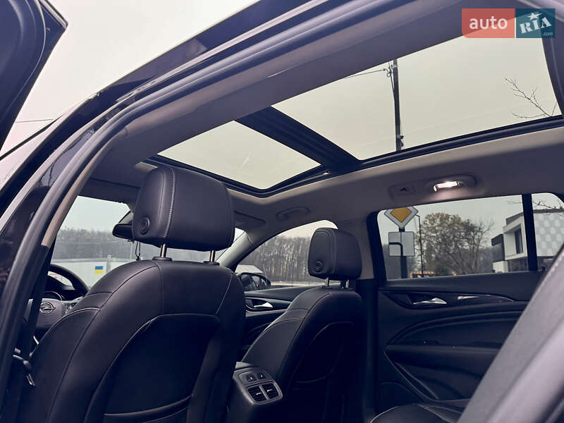 Универсал Opel Insignia 2018 в Ужгороде