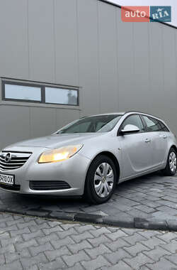 Универсал Opel Insignia 2010 в Ужгороде