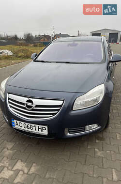 Универсал Opel Insignia 2009 в Нововолынске