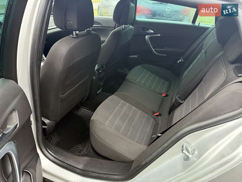 Универсал Opel Insignia 2014 в Шептицькому