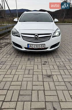 Универсал Opel Insignia 2015 в Иршаве
