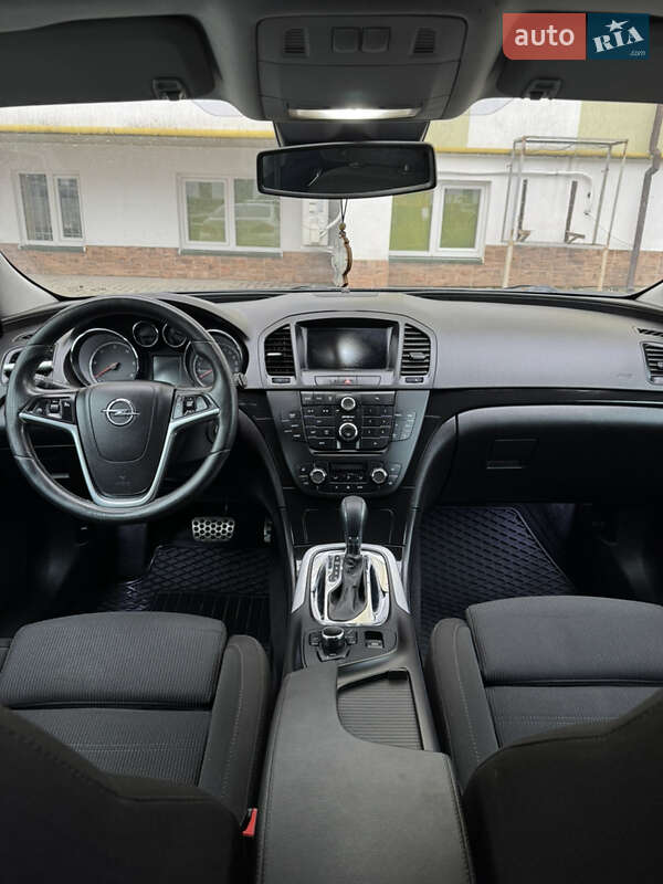 Лифтбек Opel Insignia 2009 в Сокале
