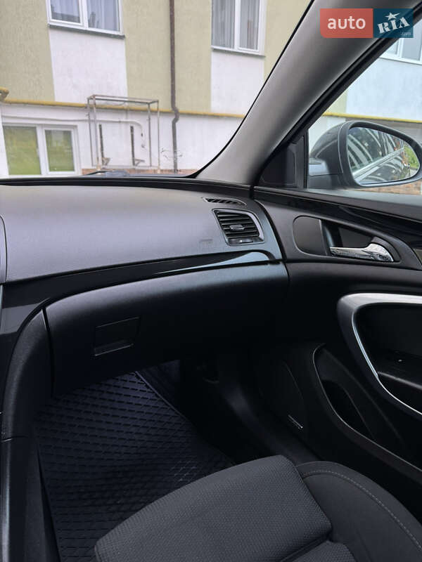 Лифтбек Opel Insignia 2009 в Сокале