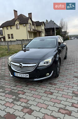 Універсал Opel Insignia 2014 в Чернівцях