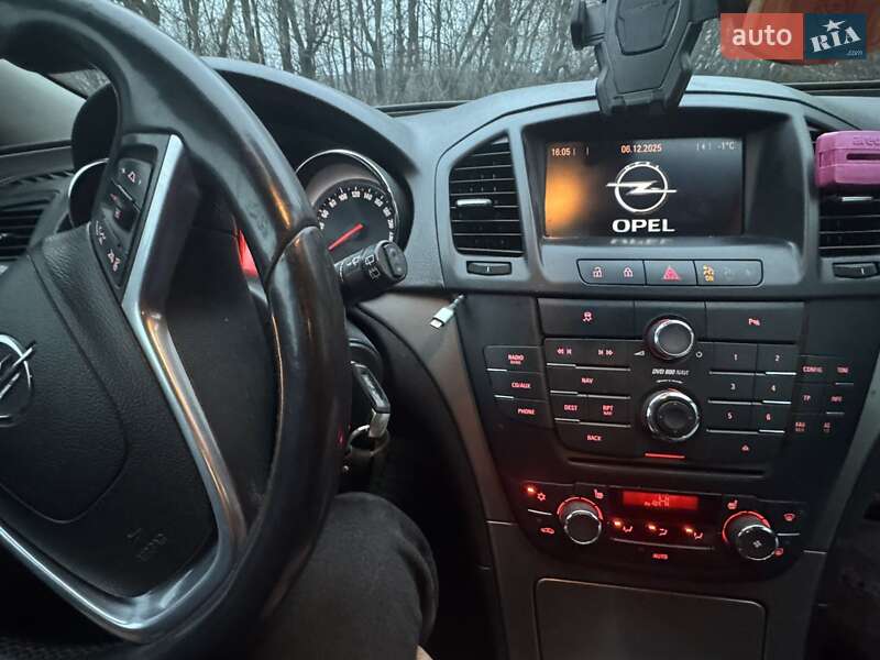 Универсал Opel Insignia 2010 в Хмельницком