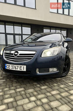 Универсал Opel Insignia 2011 в Хотине