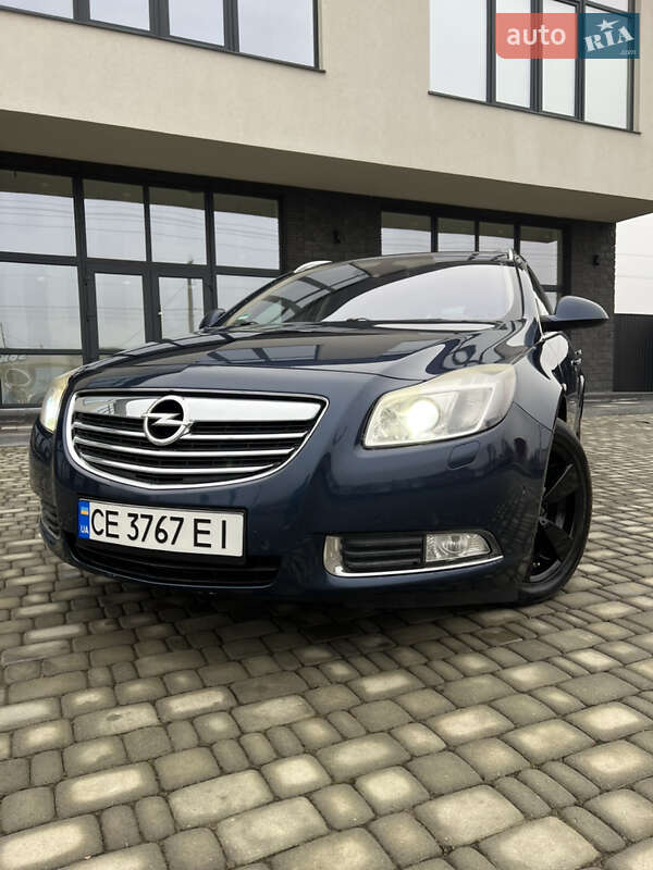 Opel Insignia 2011
