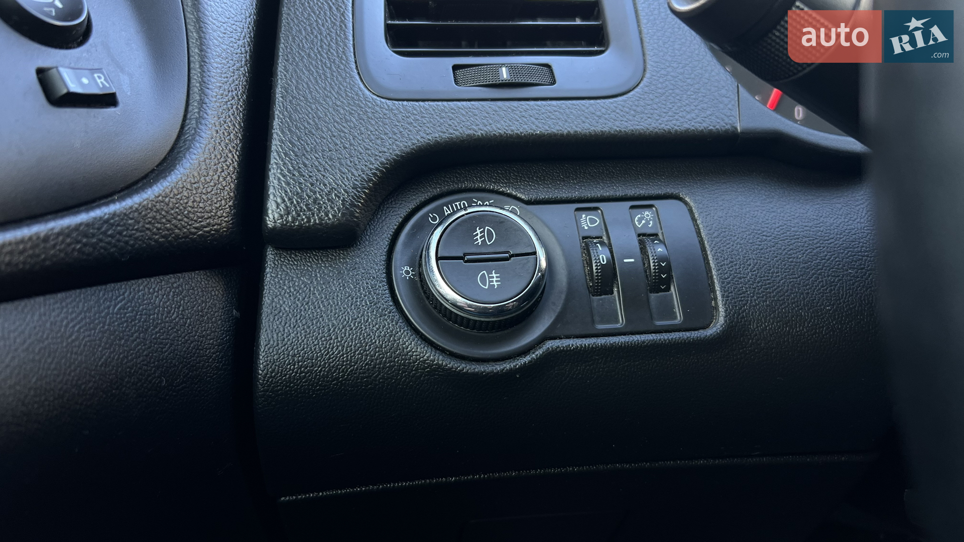 2015 Opel Insignia - мініатюра 17