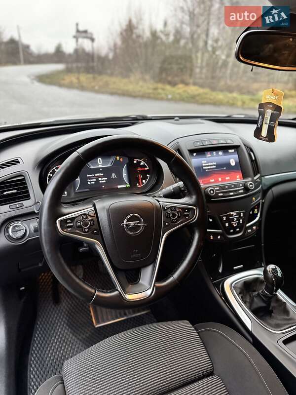 Лифтбек Opel Insignia 2014 в Львове