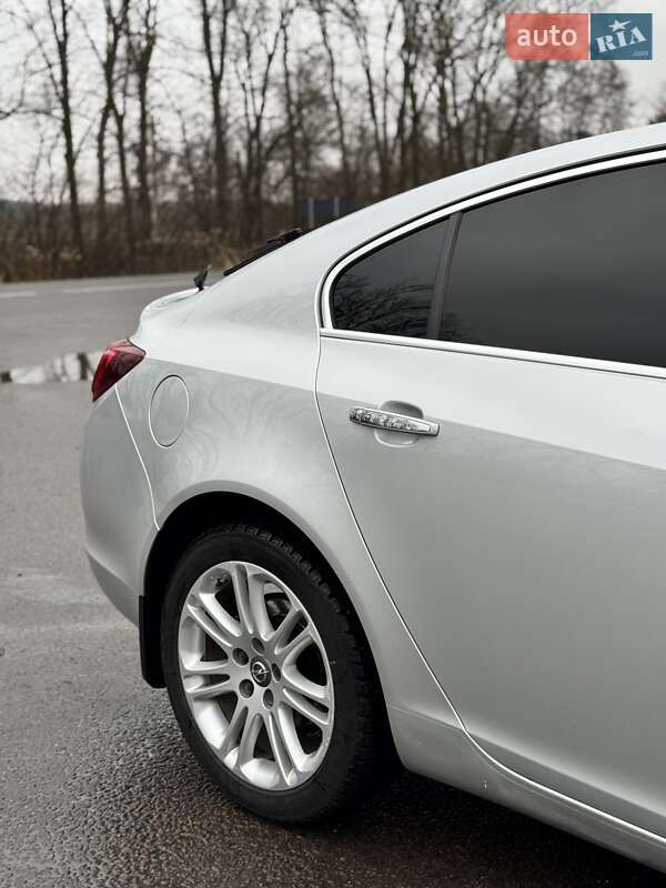 Лифтбек Opel Insignia 2014 в Львове