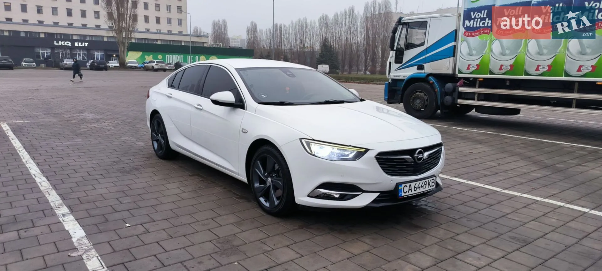 2017 Opel Insignia - мініатюра 2