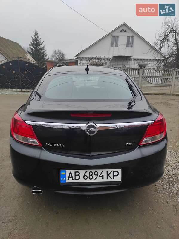 Ліфтбек Opel Insignia 2010 в Вінниці