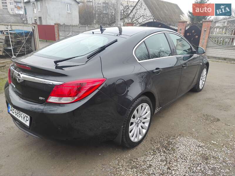 Ліфтбек Opel Insignia 2010 в Вінниці