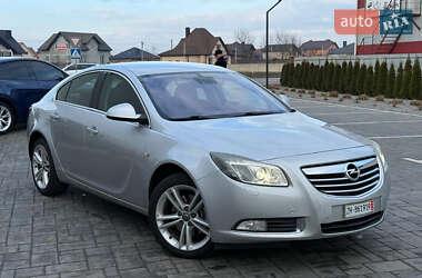 Седан Opel Insignia 2008 в Луцке