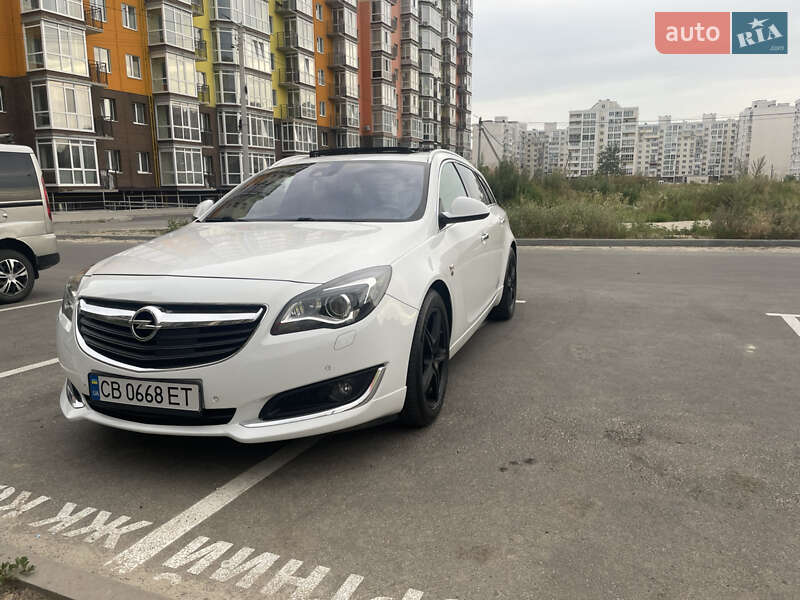 Універсал Opel Insignia 2014 в Чернігові
