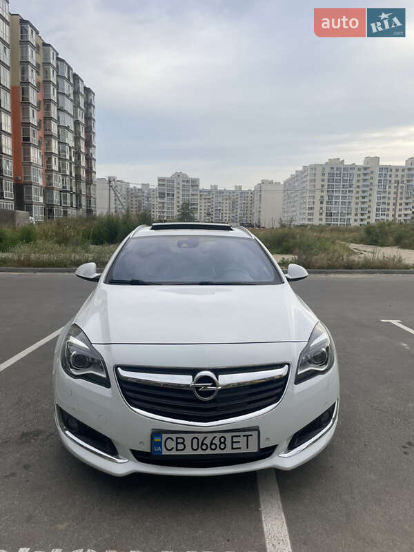 Універсал Opel Insignia 2014 в Чернігові