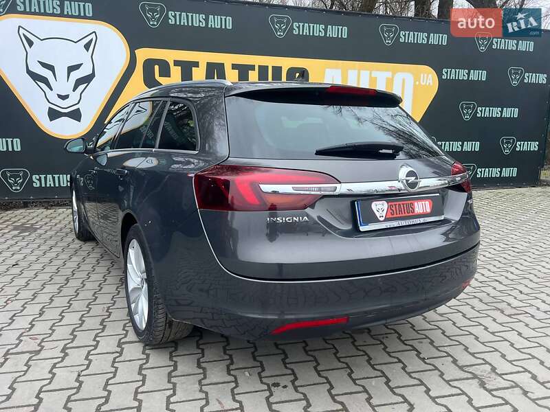 Універсал Opel Insignia 2015 в Хмельницькому