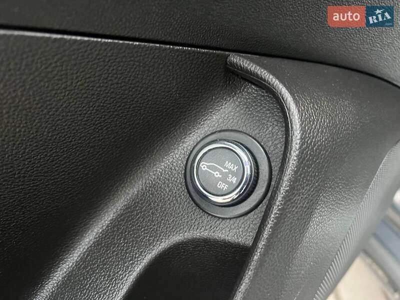 Універсал Opel Insignia 2015 в Хмельницькому