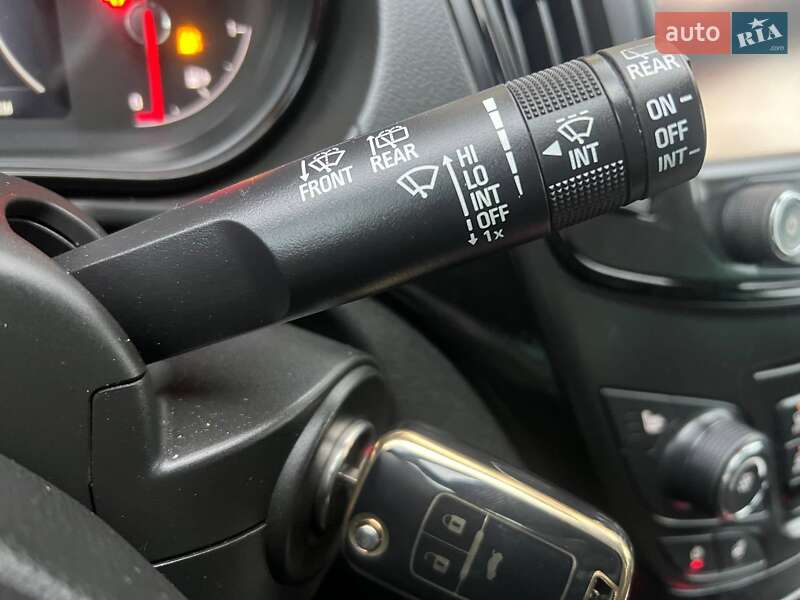 Універсал Opel Insignia 2015 в Хмельницькому