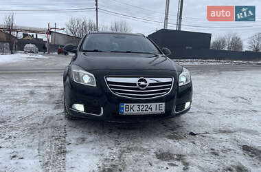 Універсал Opel Insignia 2010 в Умані