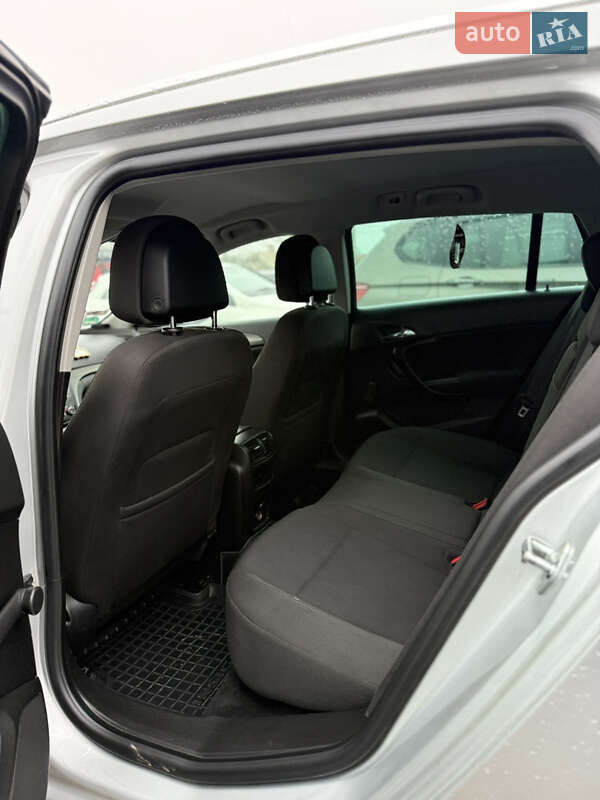 Універсал Opel Insignia 2011 в Ізмаїлі фото 6 Універсал Opel Insignia 2011 в Ізмаїлі