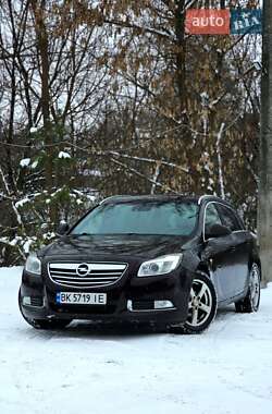 Універсал Opel Insignia 2011 в Сумах