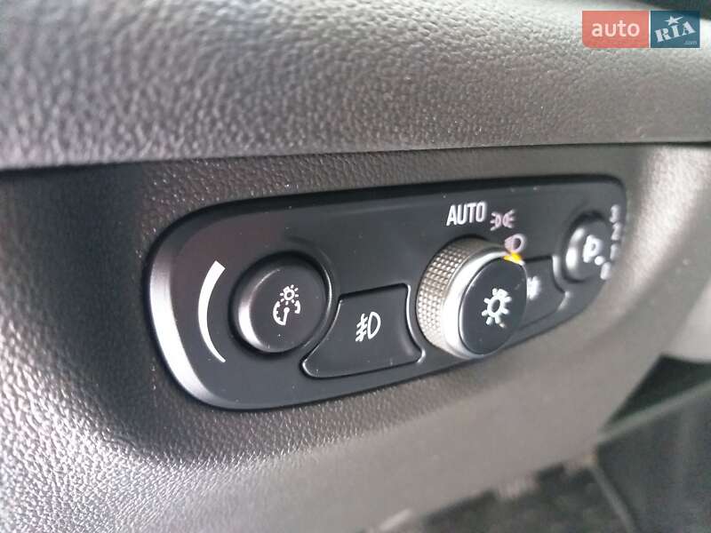 Универсал Opel Insignia 2017 в Бердичеве фото 23 Универсал Opel Insignia 2017 в Бердичеве