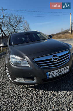 Универсал Opel Insignia 2010 в Изяславе