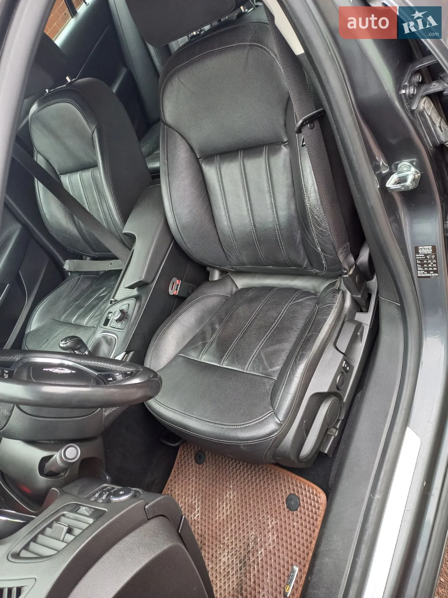 2011 Opel Insignia - мініатюра 10