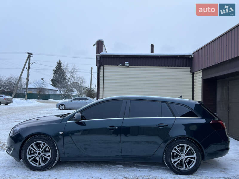 Универсал Opel Insignia 2013 в Лозовой