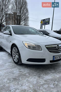 Седан Opel Insignia 2012 в Броварах