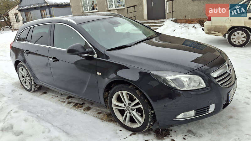 Универсал Opel Insignia 2012 в Луцке