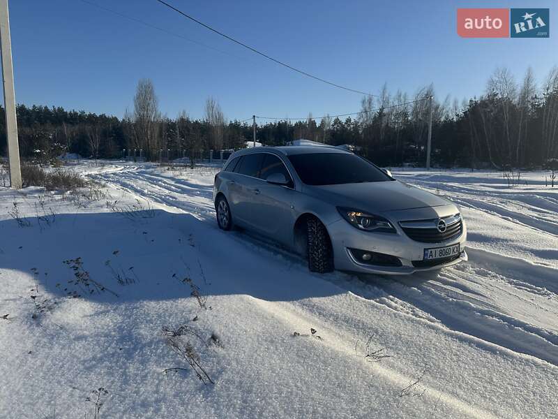 Универсал Opel Insignia 2014 в Киеве