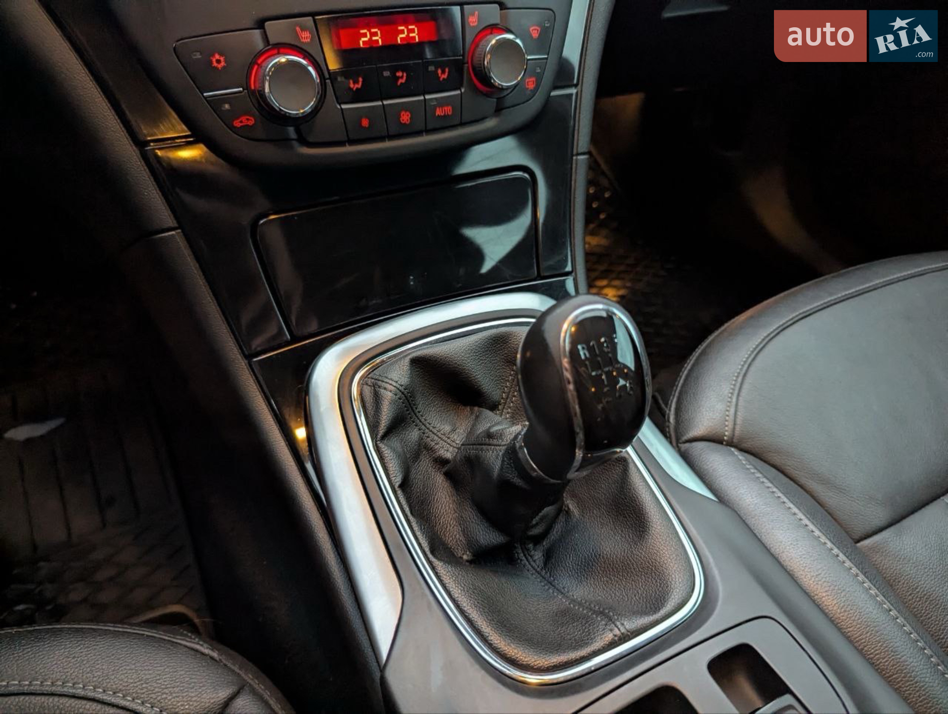 2013 Opel Insignia - мініатюра 9