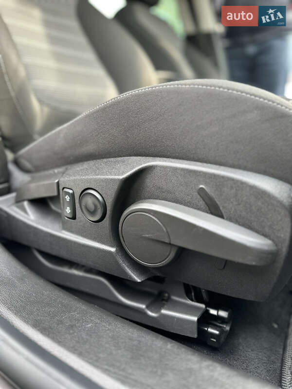 Универсал Opel Insignia 2014 в Горохове фото 24 Универсал Opel Insignia 2014 в Горохове