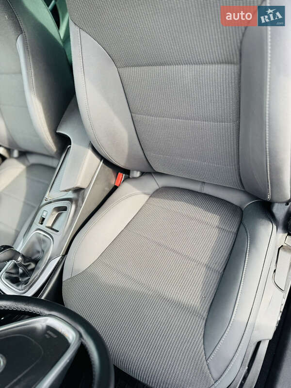 Универсал Opel Insignia 2009 в Ивано-Франково фото 24 Универсал Opel Insignia 2009 в Ивано-Франково