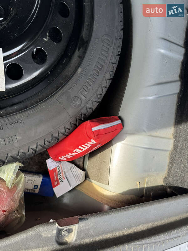 Универсал Opel Insignia 2009 в Ивано-Франково фото 44 Универсал Opel Insignia 2009 в Ивано-Франково