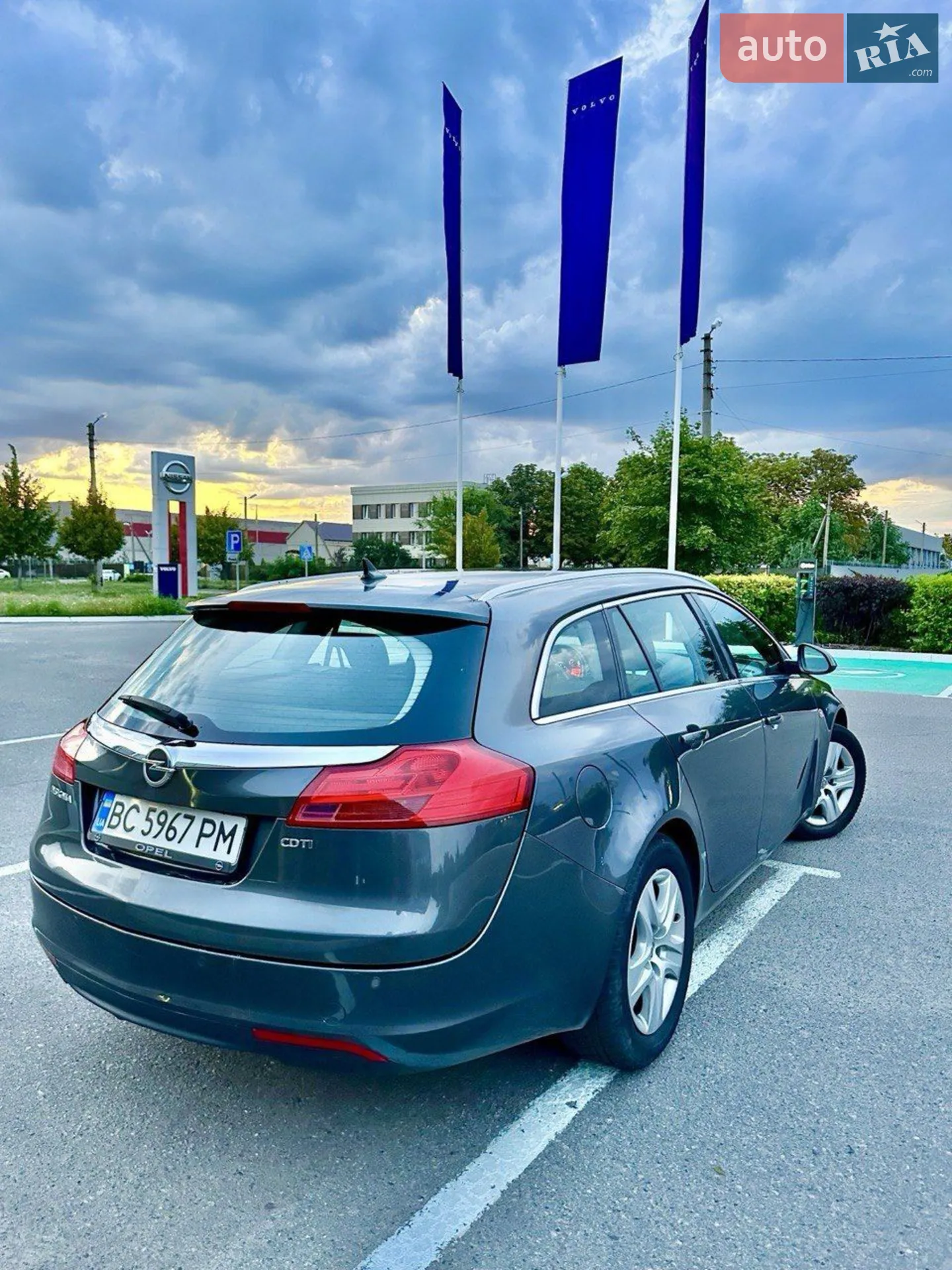 2010 Opel Insignia - мініатюра 3