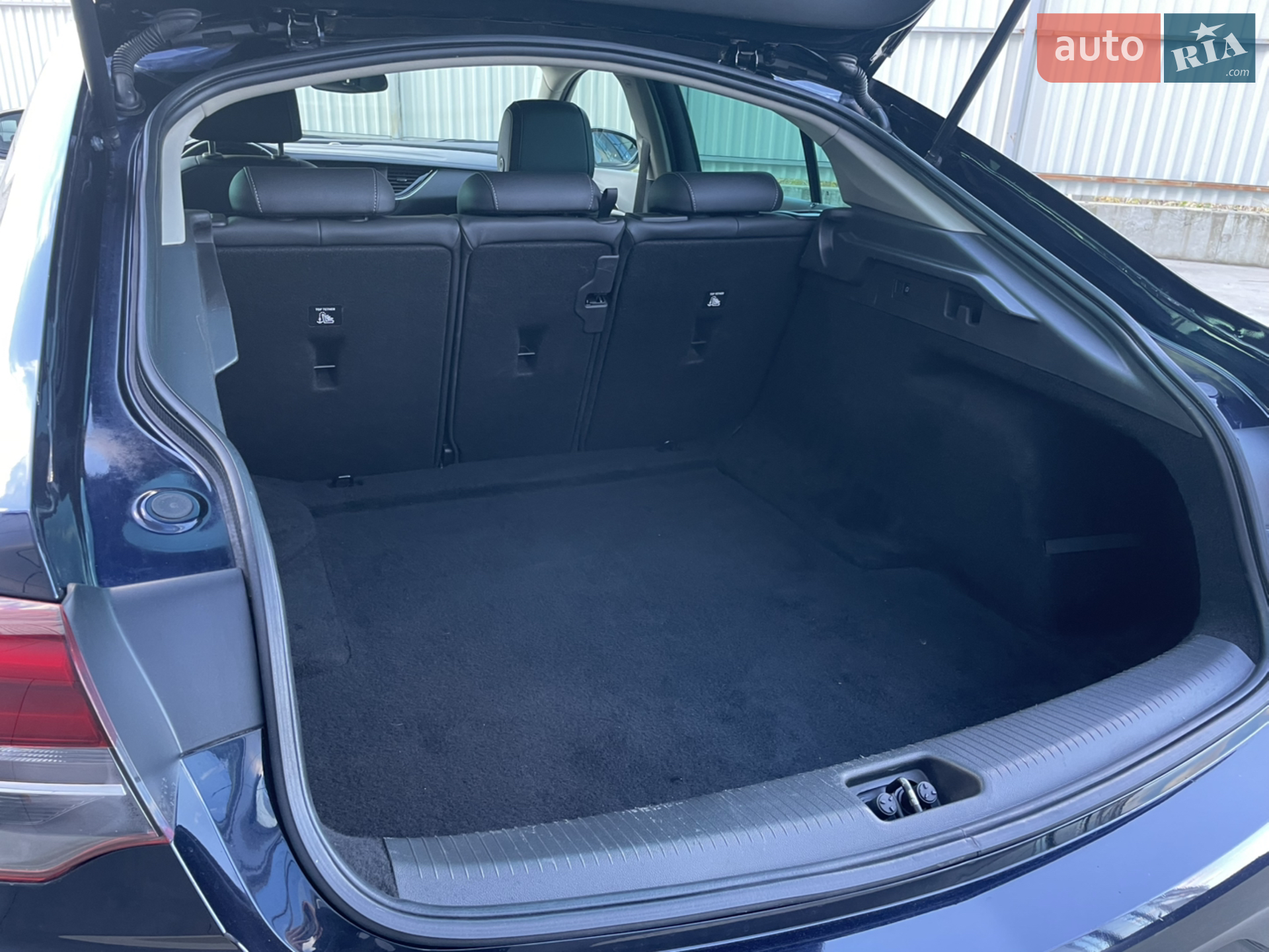 2019 Opel Insignia - мініатюра 11