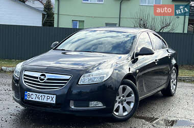 Седан Opel Insignia 2010 в Трускавці