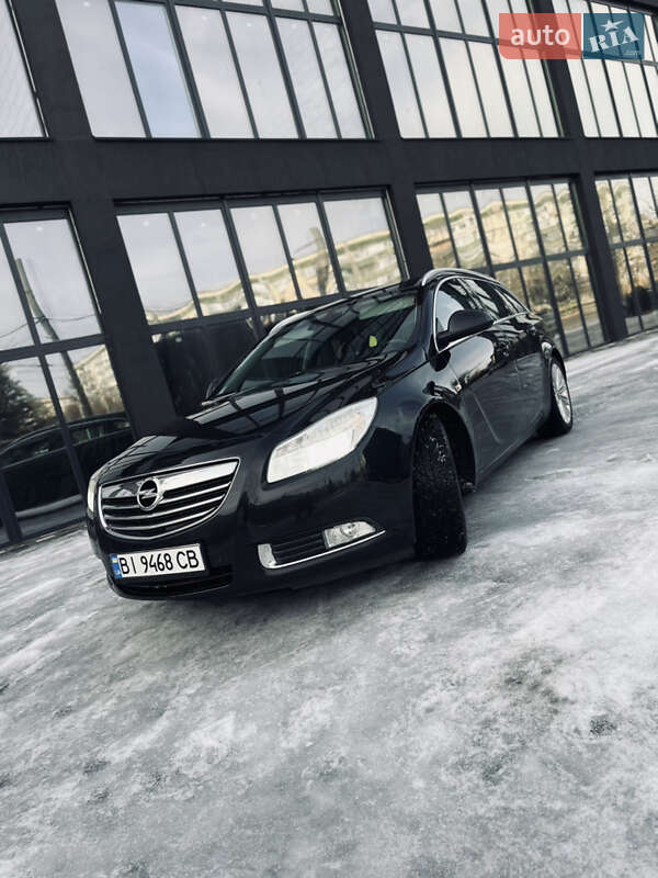 Универсал Opel Insignia 2012 в Полтаве
