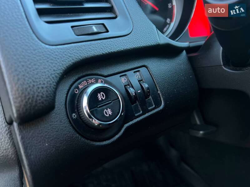 Универсал Opel Insignia 2013 в Стрые фото 19 Универсал Opel Insignia 2013 в Стрые