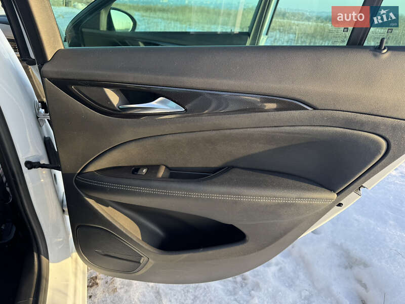 Лифтбек Opel Insignia 2021 в Хмельницком