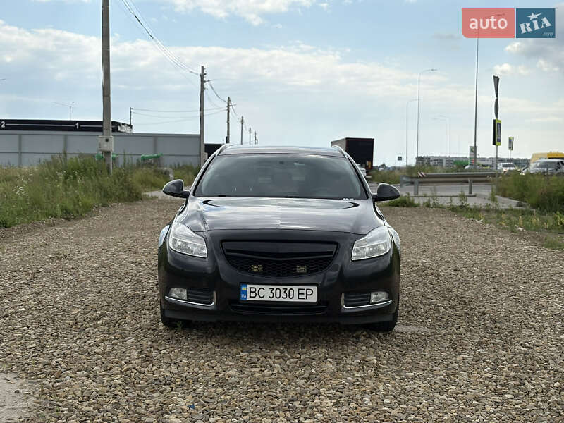 Універсал Opel Insignia 2013 в Львові