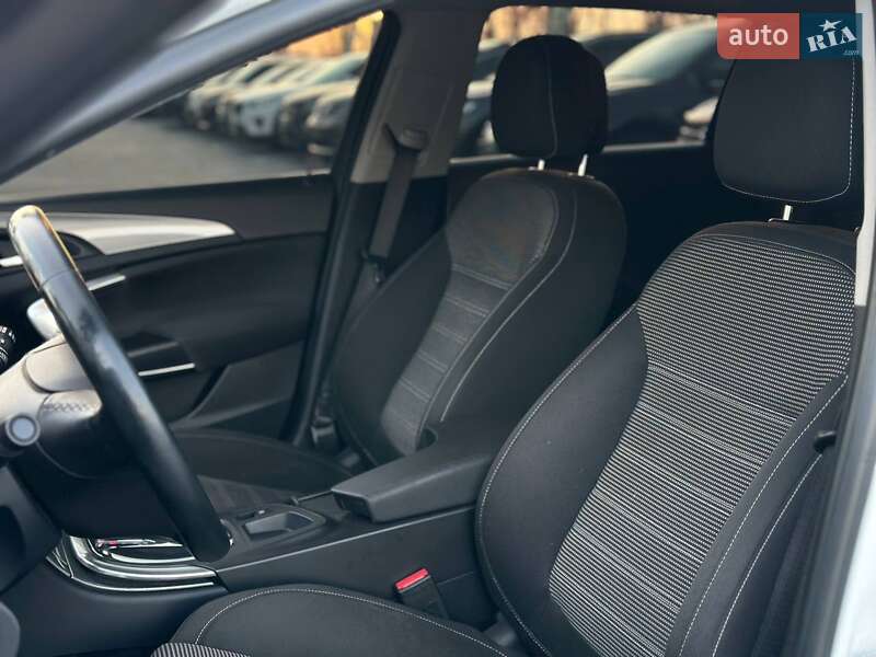 Універсал Opel Insignia 2016 в Києві