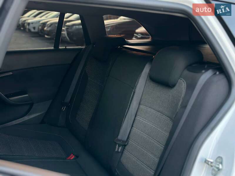 Універсал Opel Insignia 2016 в Києві