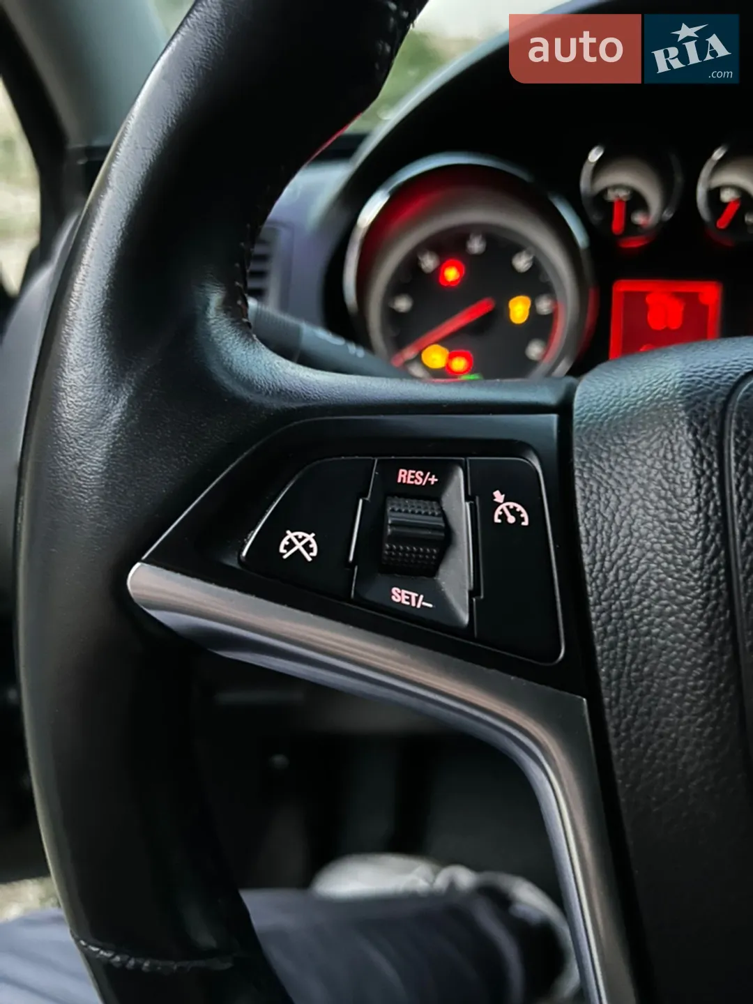 2012 Opel Insignia - мініатюра 12